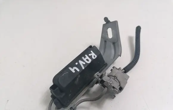 Toyota RAV 4 (XA30) Tire pressure sensor 8976542010