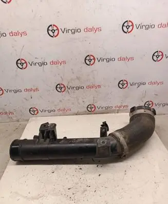 Volvo V40 Intercooler hose/pipe 31422153