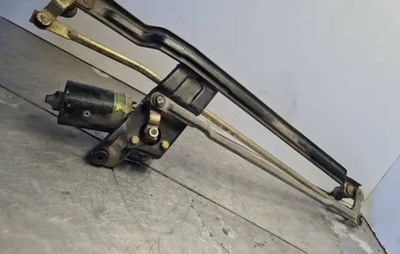 Volkswagen PASSAT B3 Wiper motor 357955113A 403326