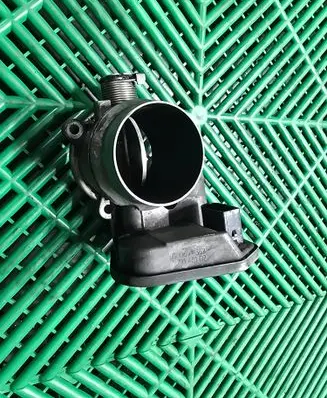 BMW 5 E60 E61 Engine shut-off valve 779148102