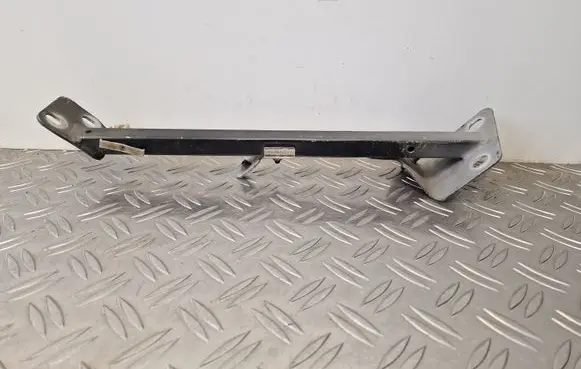 Audi A8 S8 D3 4E Fender mounting bracket 4E0805464E