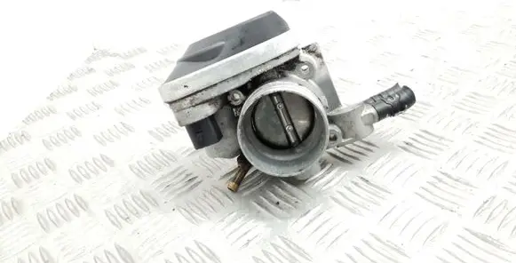 Volkswagen PASSAT B5.5 Throttle valve 06B133062L
