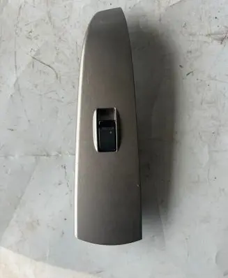Toyota Prius (NHW20) Electric window control switch 