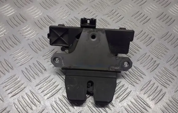 Ford Focus Tailgate exterior lock 3M51-T442A66AP