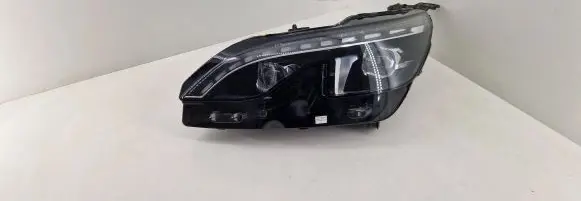 Peugeot 3008 II Headlight/headlamp 9810478780 89909537