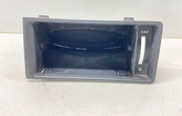 Mercedes-Benz 190 W201 Dashboard side air vent grill/cover trim 2018301254