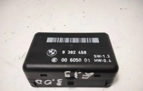 BMW 5 E39 Rain sensor 8382468 00605001