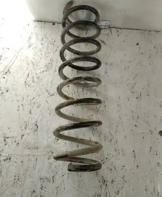 BMW 5 E39 Rear coil spring
