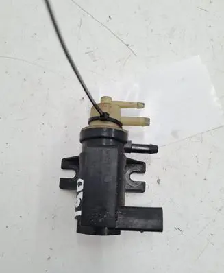 Skoda Superb B6 (3T) Turbo solenoid valve 1K0906627A
