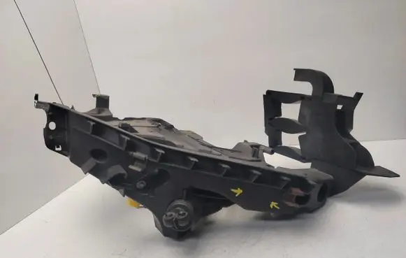 Audi A4 S4 B8 8K Headlight/headlamp mounting bracket 8K0805608R