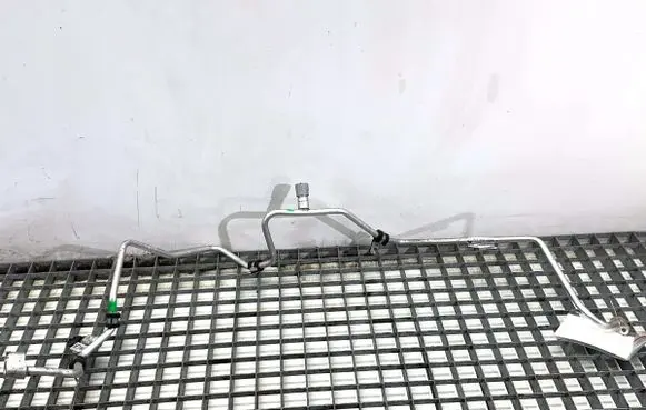 Dacia Logan II Air conditioning (A/C) pipe/hose 924405959R