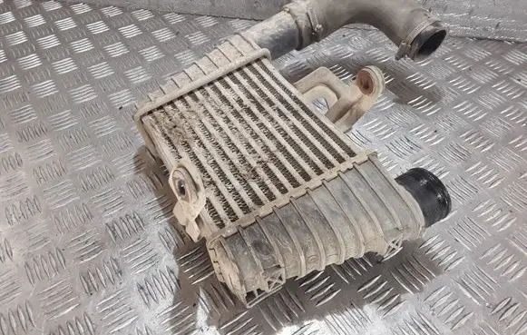 Mitsubishi Colt Intercooler radiator A6390900414 MN130321