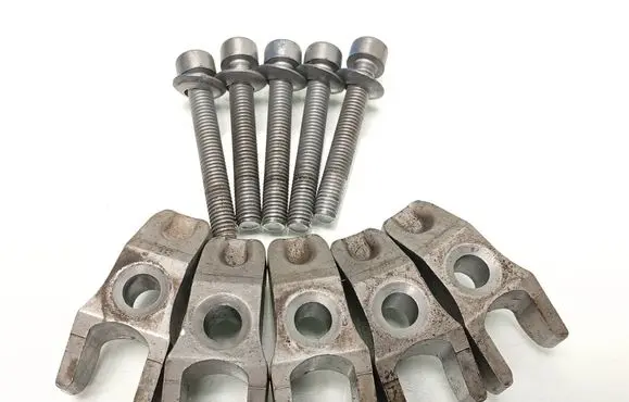 Volkswagen Crafter Fuel Injector clamp holder 
