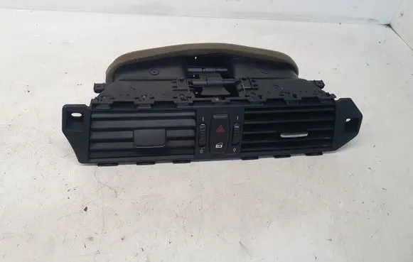 BMW 5 E60 E61 Dash center air vent grill 6910734 7009275 141218