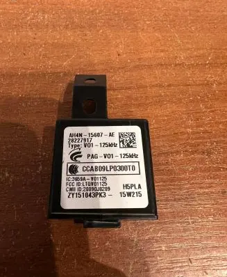 Land Rover Range Rover Sport L494 Other devices AH4N15607AE D551