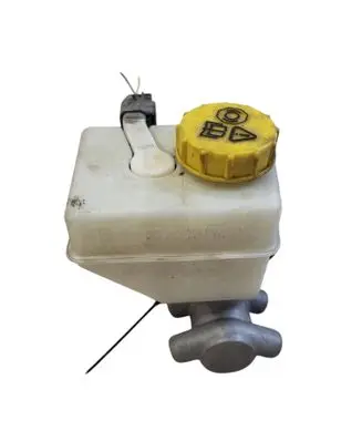 Master brake cylinder