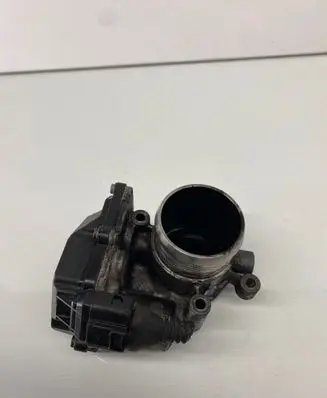 Volkswagen Tiguan Throttle valve 03L128063R 0807111125 A2C31762900