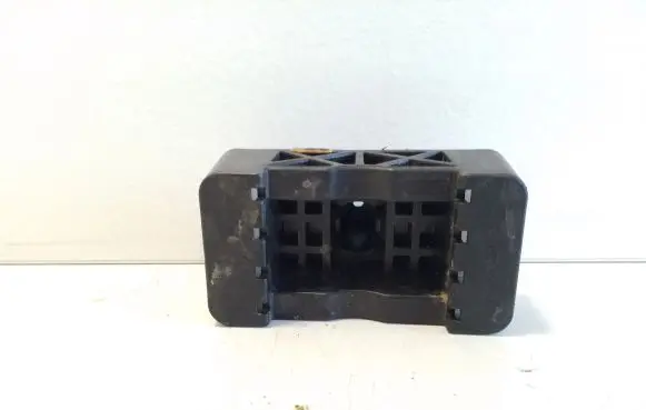 Mercedes-Benz GLC C254 Jacking socket point A2046900009 A2046920028