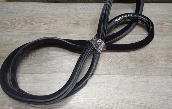Volvo S80 Front door rubber seal