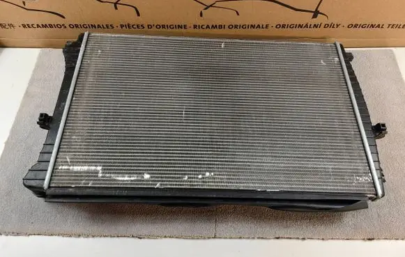 Coolant radiator