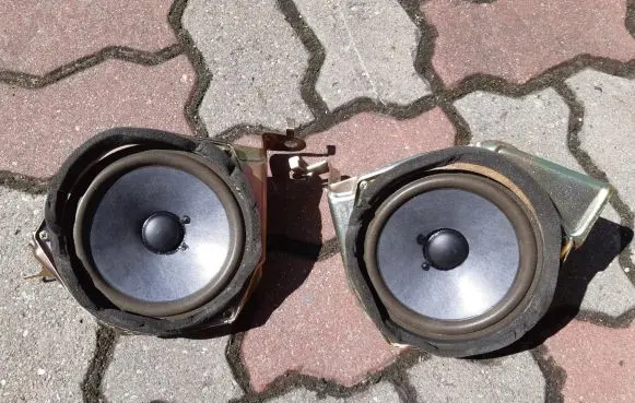 Lexus IS 200-300 Front door speaker 8616053150