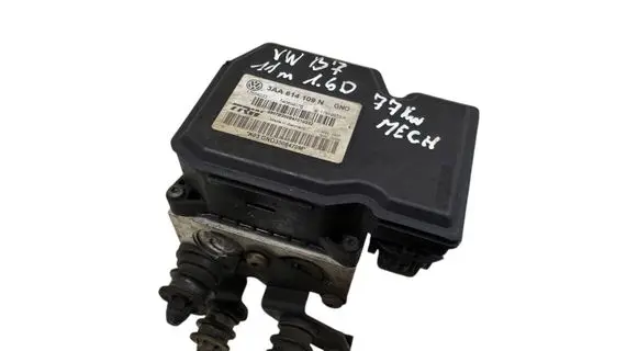 Volkswagen PASSAT B7 ABS Pump 3AA614109N 54085807B 17654033