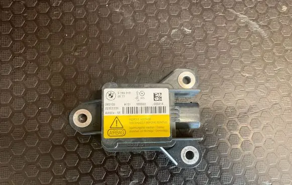 BMW 7 F01 F02 F03 F04 Airbag deployment crash/impact sensor 223CC226 9159313 6577