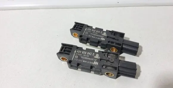 Audi A3 S3 8P Airbag deployment crash/impact sensor 4B0959643D