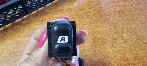 Peugeot 607 Electric window control switch