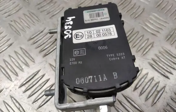 Toyota RAV 4 (XA30) Alarm system siren 8904048020