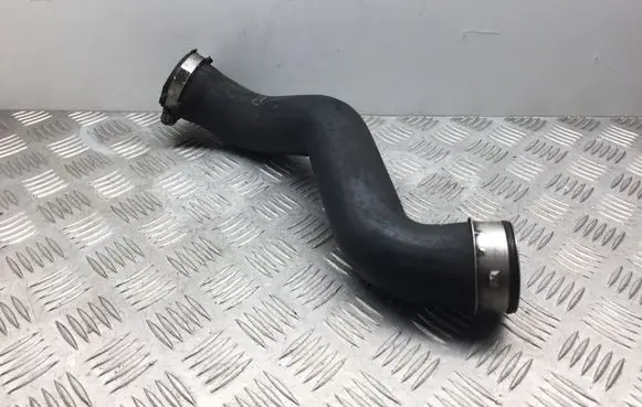 Audi A4 S4 B7 8E 8H Intercooler hose/pipe 8E0145737F