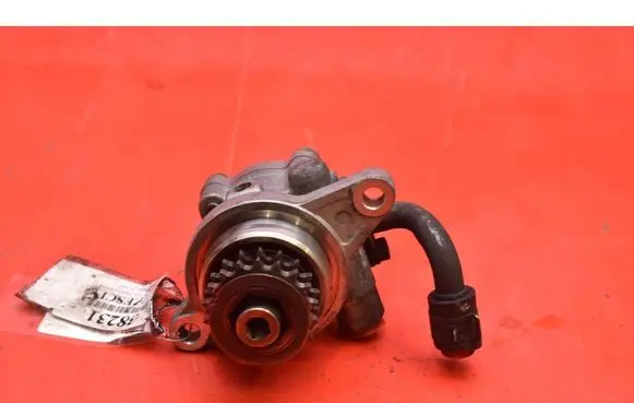 Nissan X-Trail T30 Power steering pump 8H800