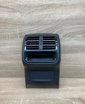 Volkswagen PASSAT B8 Rear air vent grill 3G0857100H