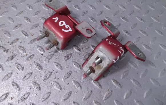 Rear door hinge set