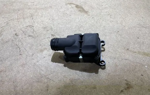 Porsche Cayenne (92A) Other engine bay part 7P5129504E