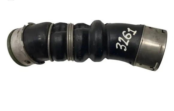 BMW 1 E81 E87 Intercooler hose/pipe 7797480