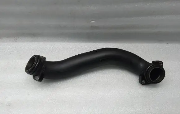 Volvo XC90 Intercooler hose/pipe 31492219
