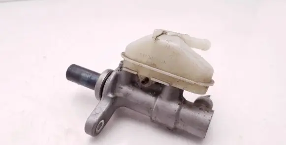 Honda CR-V Master brake cylinder 13B14
