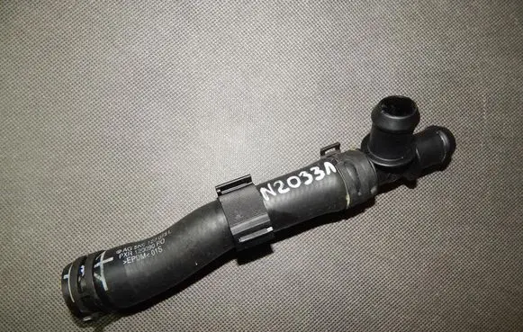 Audi Q3 8U Engine coolant pipe/hose 8U0839249B