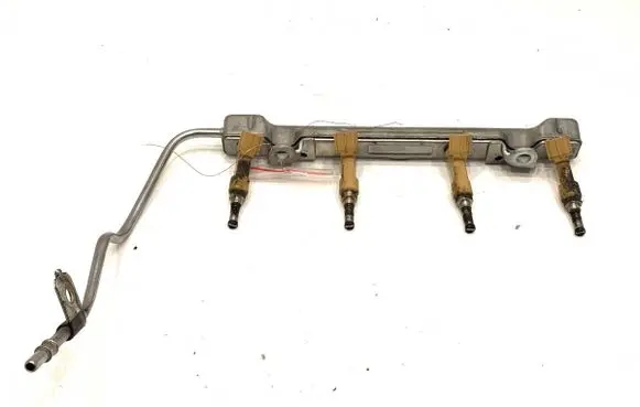 Toyota Auris E180 Fuel main line pipe