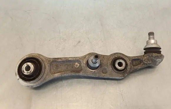 Mercedes-Benz E W213 Front lower control arm/wishbone 