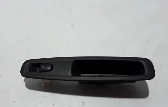 Renault Kadjar Electric window control switch 829508687R
