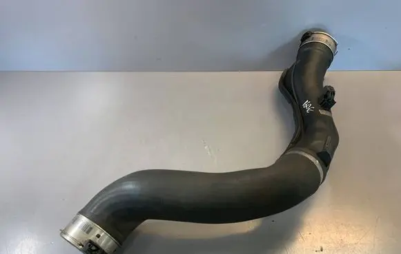 BMW 5 F10 F11 Intercooler hose/pipe 7809834 7800145 118844