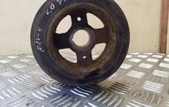 Toyota RAV 4 (XA20) Crankshaft pulley