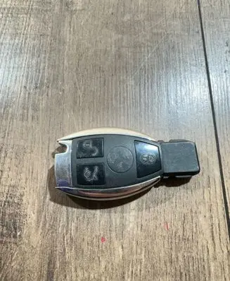 Mercedes-Benz E C207 W207 Ignition key/card 
