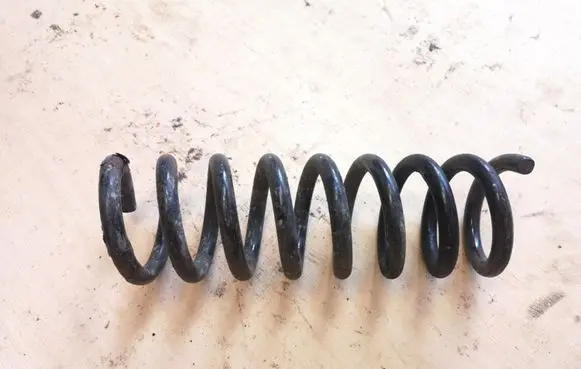 Mercedes-Benz C W203 Rear coil spring