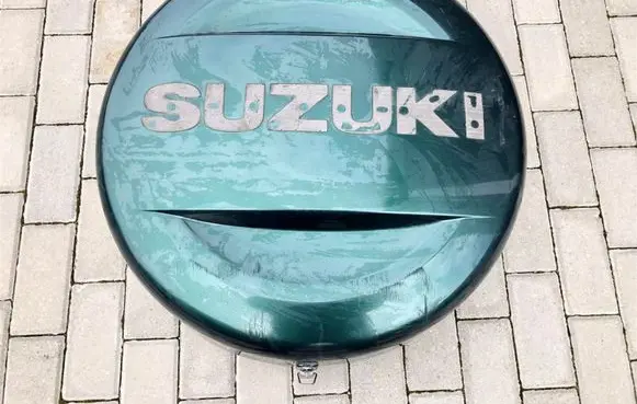 Suzuki Grand Vitara II Spare wheel mounting bracket 7282165JT0