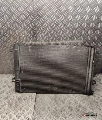Mercedes-Benz CLA C117 X117 W117 A/C cooling radiator (condenser) a2465011720