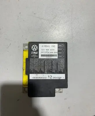 Volkswagen PASSAT B6 Airbag control unit/module 3C0909605M