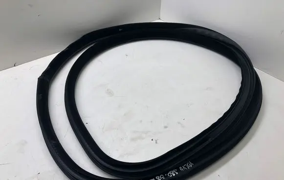 Volvo S80 Front door rubber seal